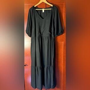 H&M Black Short Puff Sleeve Long Tiered Dress Size Large